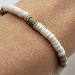 Native American Heishi Beaded Bracelet 7in